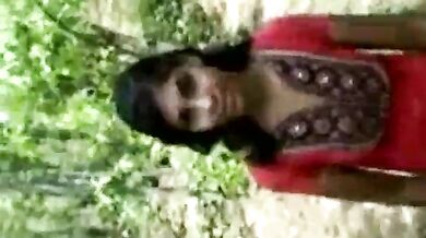 19 Saal Desi Girl Jungle Me Chudai