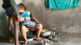 Village Old Women Velai Seiyum Pozhuthu Pakathu Veetu