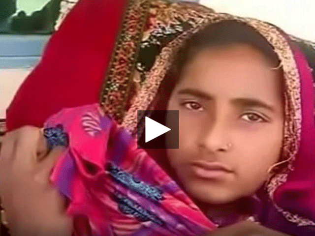 Village young babe girl exposed desi teen boobs stranger